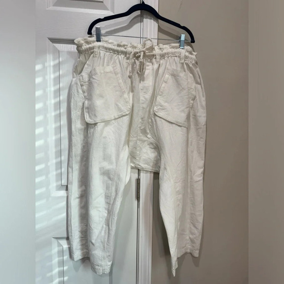 NWOT Free People Runyon Oversized
Ivory White Harem Pants
Cotton Boho Size S - Picture 6 of 7